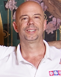 Geoff Hampson 8696